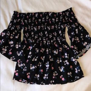 NWT off the shoulder stretchy ribbed top